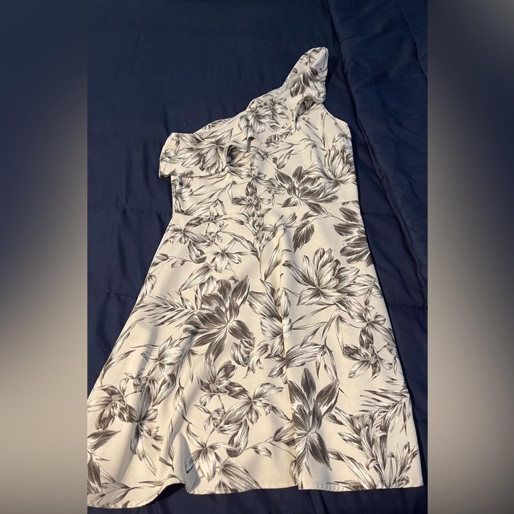 NWOT Banana Republic off the shoulder cocktail dress